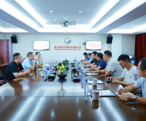 “丝路同源，J9集团有约”  西宁市宜州招商团走进J9集团丝绸，共绘新“丝”路！